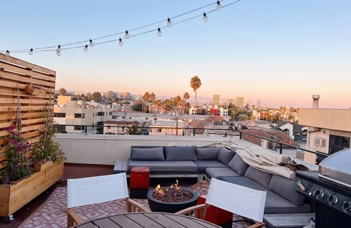 Sawtelle Casa | Modern Luxury Townhouse With Panoramic Views!