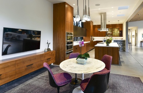 Sonoma Casa | Modern Luxury Villa at base of Sonoma Mountain- Includes Wine Tasting Passport