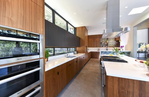 Sonoma Casa | Modern Luxury Villa at base of Sonoma Mountain- Includes Wine Tasting Passport