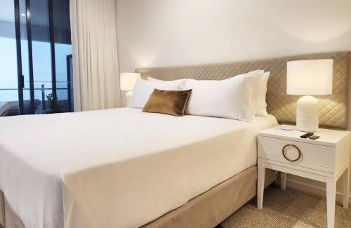 Broadbeach Apartamento | Modern luxury with breathtaking ocean views