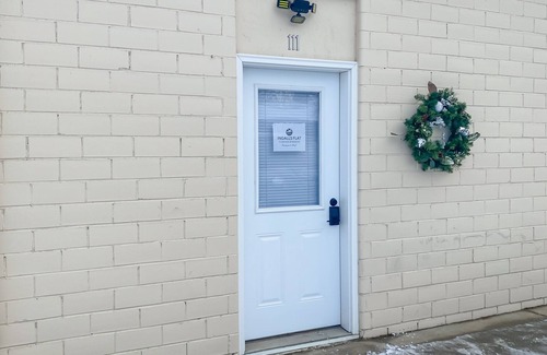 De Smet Apartamento | Modern meets historic charm! Unique stay in historic little town on the prairie