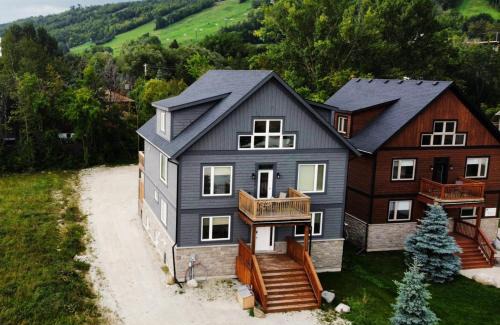 The Blue Mountains Chalet De Esquí | Modern Memories 8BR Hillside Chalet w BBQ, Laundry and 6.5WR