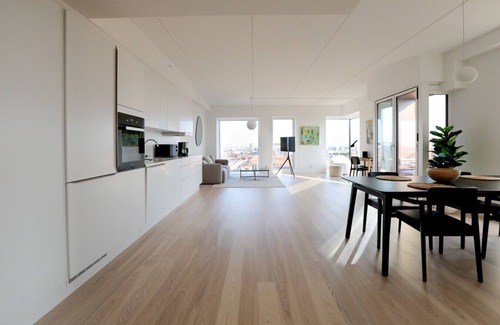 Vesterbro Apartamento | Modern Minimalist Apartment with Panoramic Views