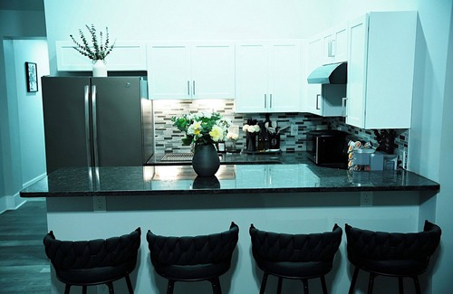 Reading Apartamento | Modern Minimalist Home in the heart of Reading