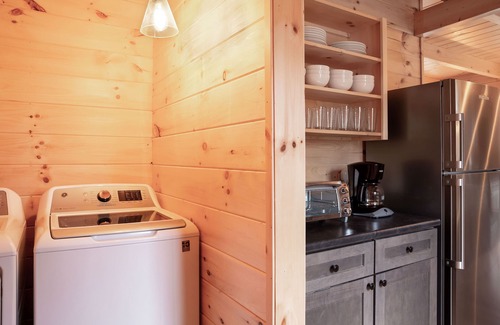 Sunday River Area Chalet De Esquí | Modern Mountain Chalet! Hike, Ski, Swim, and Treasure Hunt!
