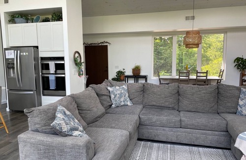 Seymour Casa | Modern Mountain Getaway