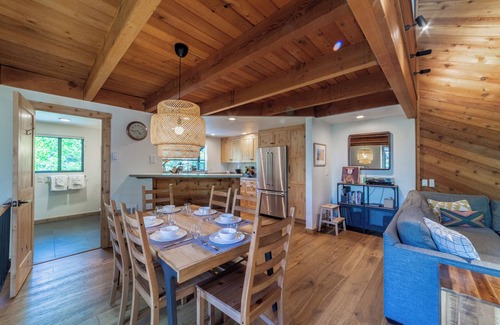 Mammoth Lakes Casa | Modern Mountain Townhome, Views, Pool & Spa 581