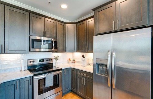 The Nations Condominio | Modern Nashville Condo: Walk to Local Breweries!