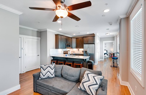 The Nations Condominio | Modern Nashville Condo: Walk to Local Breweries!