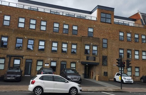 West Finchley Apartamento | Modern New 2BR/2BA in Finchley