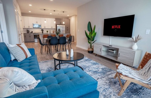 Athens Apartamento | Modern, New Apt | Pool | Long Stays