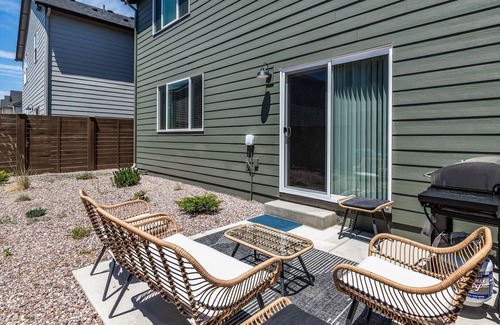 Old Farm District Casa | Modern New Construction, Work From Home, Families Welcome, Hikes, Rivers, Parks