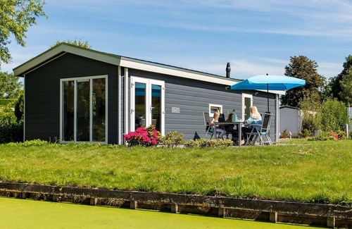 Klein Hitland Casa | Modern Chalet Only 18 km From Rotterdam