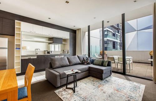South Yarra Apartamento | Modern Nomads South Yarra 1BR Large Outdoor Space Near Station