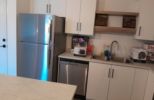Dieppe Apartamento | Modern Oasis | 2BR Downtown Retreat w/ Balcony & Free Parking