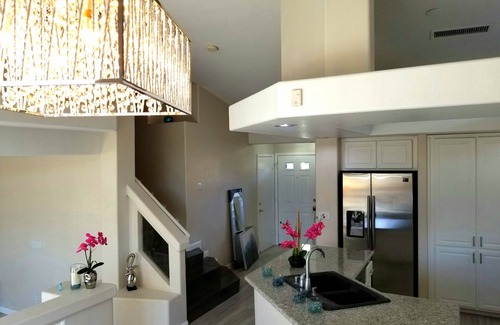 Silverado Ranch Casa | Oasis moderno en Las Vegas