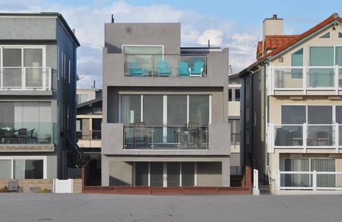 Silver Strand Casa | MODERNA FRENTE AL MAR 4 BD 3 BA HOUSE - 180 ° VISTAS AL OCÉANO SIN OBTENER !!