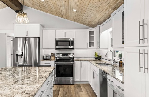 Grand-Digue Cabaña | Modern Oceanfront Cottage near Shediac – Fully Equipped & Family Perfect