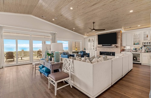 Holden Beach Casa | Modern Oceanfront Home with Zero-Entry Pool, Hot Tub, Outdoor Kitchen, WiFi & AC