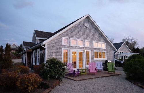 Upper Blandford Casa | Modernas vacaciones con vista al mar viviendo en Deep Cove