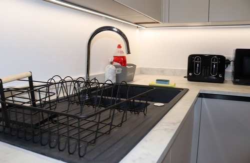 Hemel Hempstead Apartamento | Modern One Bedroom Apartment Open Plan Lounge-Kithchen-Dining Area Free Parking