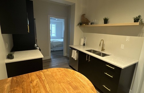 North End Apartamento | Modern One Bedroom Suite