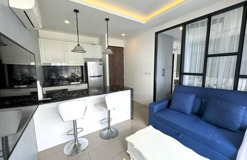 Cherngtalay Apartamento | Modern Palmyrah Condo -pool, gym & parking A502