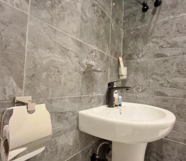 Al Aqiq Apartamento | Modern & Peaceful Studio - Prime Spot - Al Aqiq