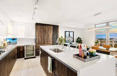 Central Fort Lauderdale Apartamento | Modern Penthouse Loft with Skyline Views