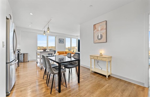 Jamaica Plain Apartamento | Modern Penthouse 2BR 2BA Stunning Lake Views