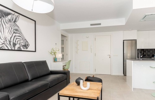 Vallpineda Apartamento | Moderno Ático Chicago en Sitges con azotea