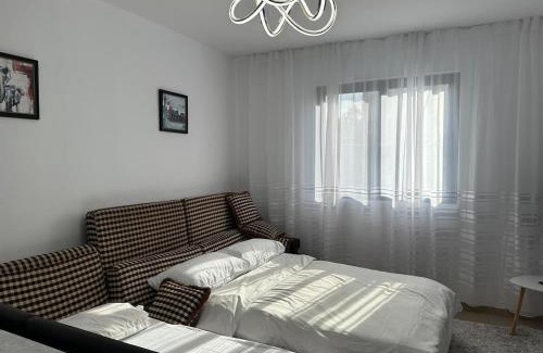 Tirana Apartamento | modern place-perfect Getaway