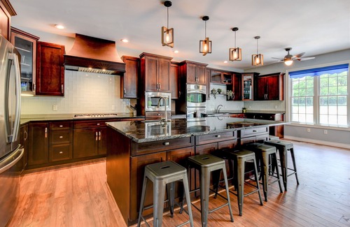 Canadensis Casa | Modern Pocono Chateau ~ Heated Pool ~ Hot Tub ~ Sauna ~ Game Room ~ Fire Pit