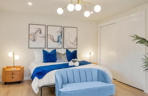 Walnut Valley Casa | Modern pool home 13 mi from Disney sleeps 12