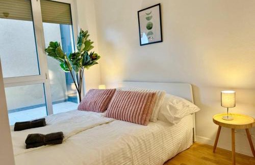 Wiener Neudorf Apartamento | Modern Premium Apartment mit Balkon