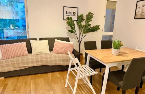 Wiener Neudorf Apartamento | Modern Premium Apartment mit Balkon