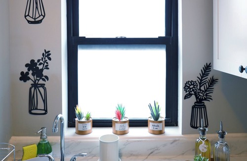 Englewood Apartamento | Modern Private Blue Room Near to NY