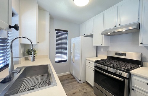 Mira Mesa Condominio | Modern & Private Corner-Unit Condo in Central Mira Mesa