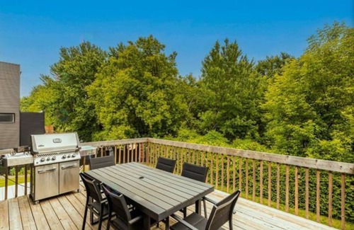 Carignan Casa | Modern private room inn posh residential neighborhood. Extremely quiet