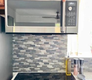 Silver Creek Apartamento | Modern Private Unit With Serene Backyard