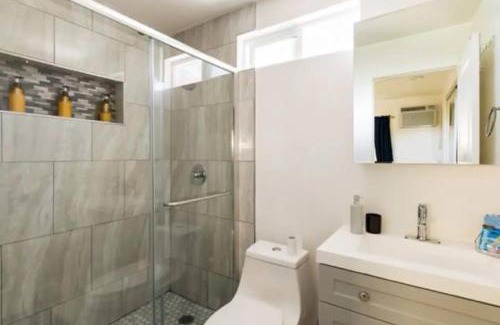Silver Creek Apartamento | Modern Private Unit With Serene Backyard