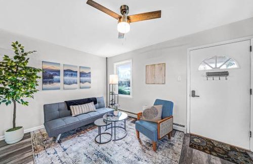 Gulph Mills Casa | Modern & Quant KOP 3 Bed/1 ba
