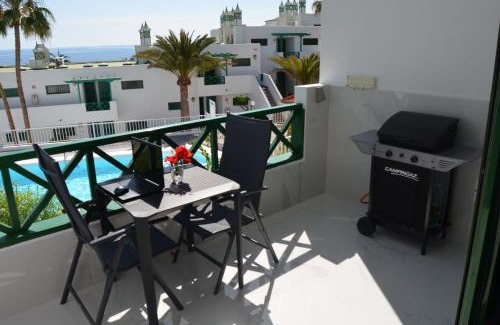 Playa del Aguila Apartamento | Modern quiet apartament beach front