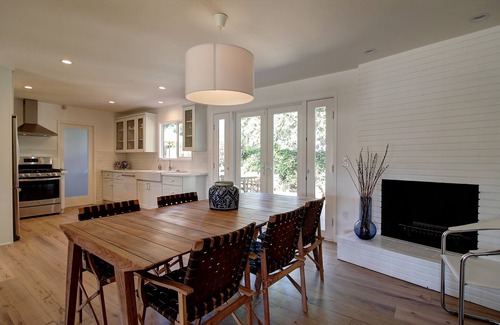 Goleta Casa | Moderna casa estilo rancho a 2 cuadras del lago Los Carneros