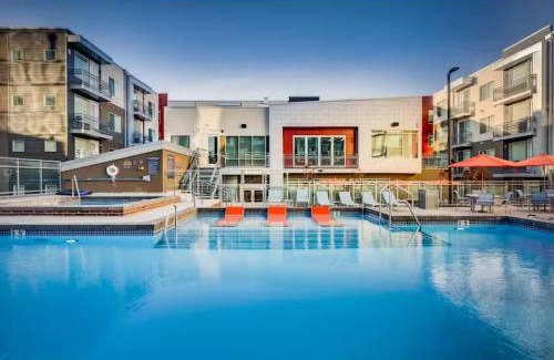 Salt Lake City Apartamento | Modern Resort Styled 2BR Apt W Pool, Gym & Hot Tub