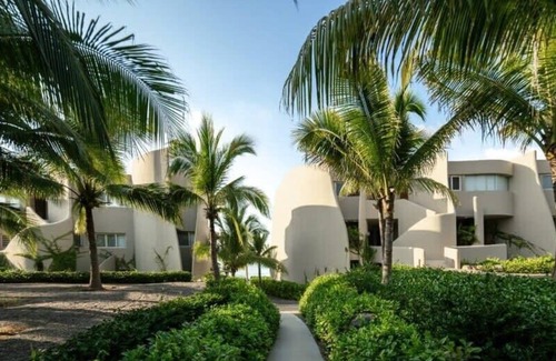 Troncones Villa | Elegante villa de 2 hab en Troncones (PM SOFIA 2)