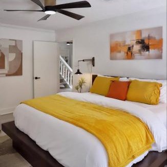 George Bush Park/Eldridge Casa | Modern Retreat for Families with Games & Outdoor Fun
