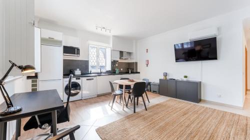Castro Marim Apartamento | Modern Retreat in Castro Marim by LovelyStay