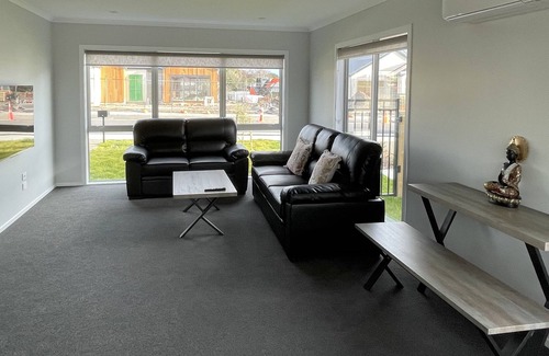 Paraparaumu Casa | Modern Retreat in Paraparaumu