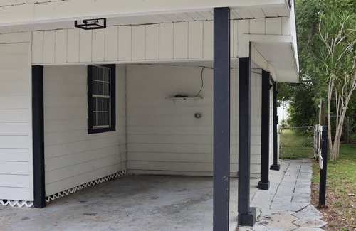 St. Petersburg - Clearwater Apartamento | Modern Retreat, Near Beach, DT St. Pete & TPA